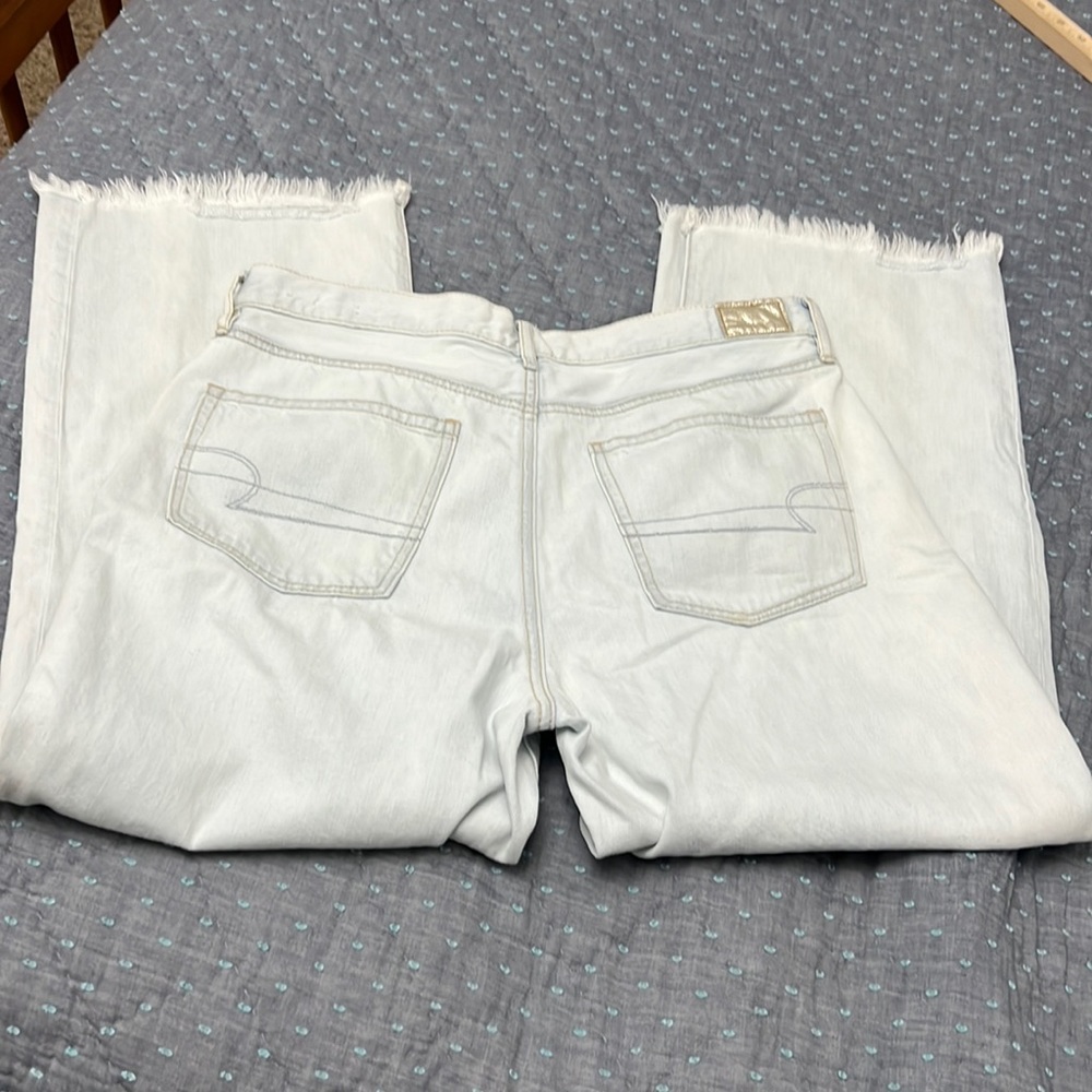 American Eagle Outfitters Wide Leg Crop 14 Long frayed hem light blue